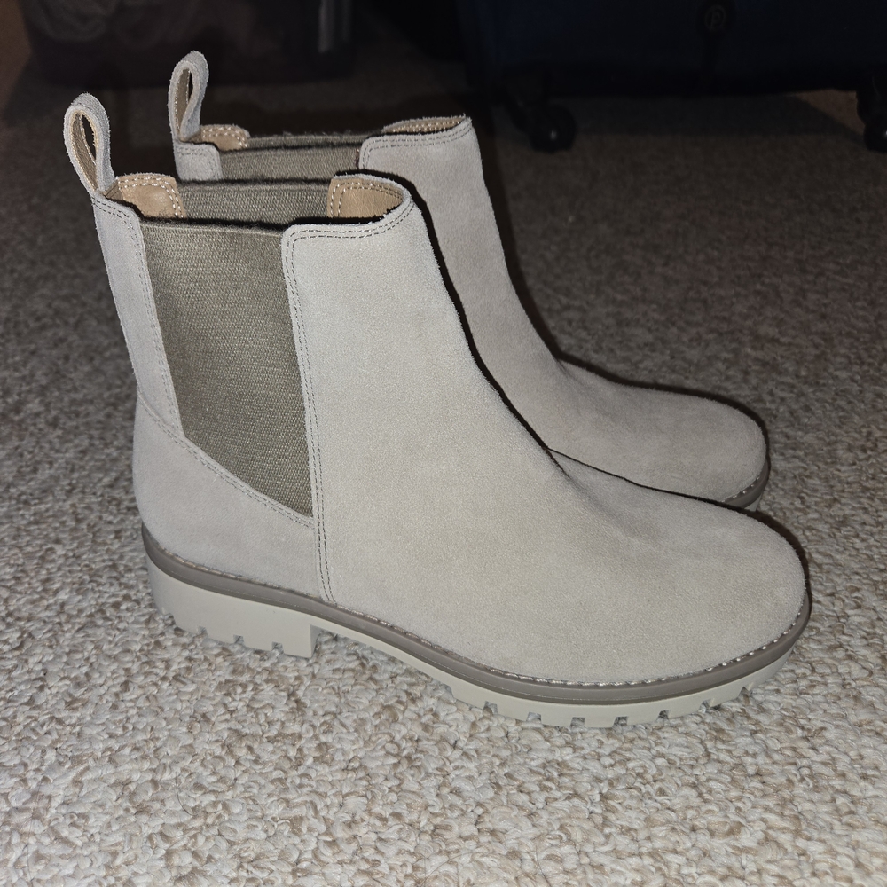 Crown Vintage Cream Ankle Booties